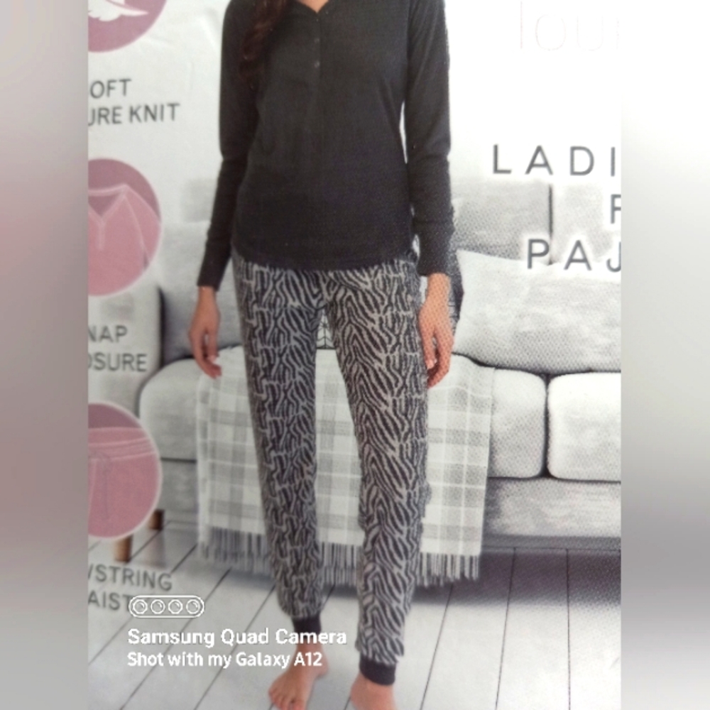 Serra Fleece Pajama Set